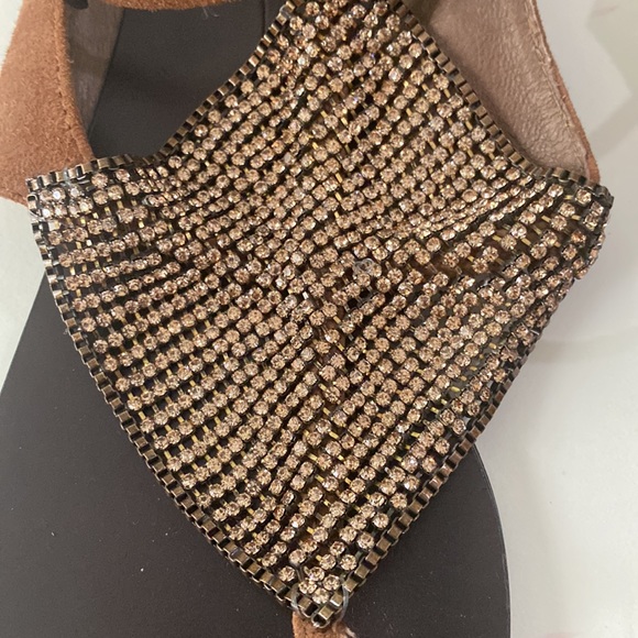 ❌SOLD❌Lola Cruz Brown Suede Rhinestone Studded Sandal💛🖤💛 - Picture 5 of 12